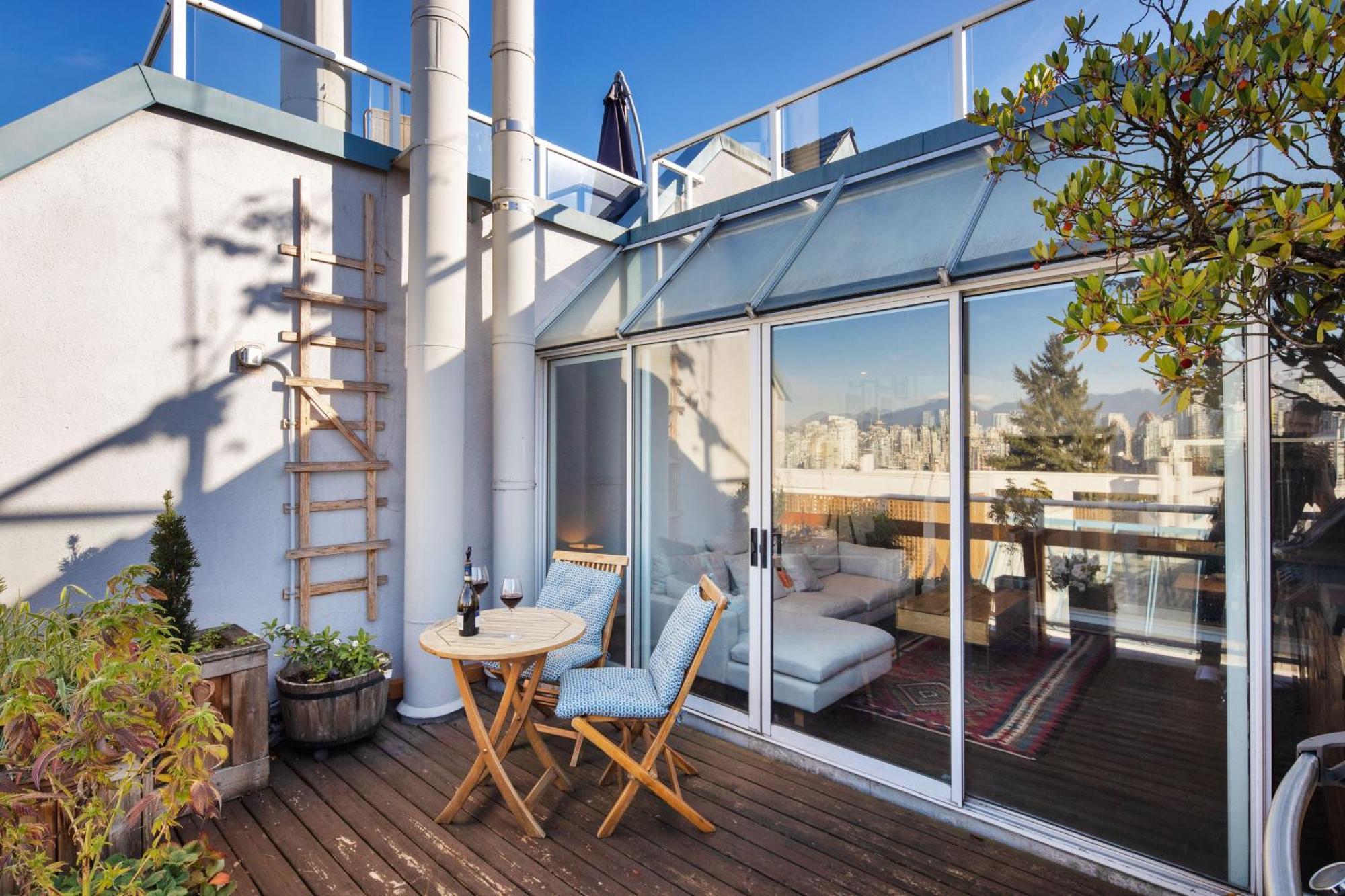 Stunning Views Penthouse Suite Vancouver Exterior photo